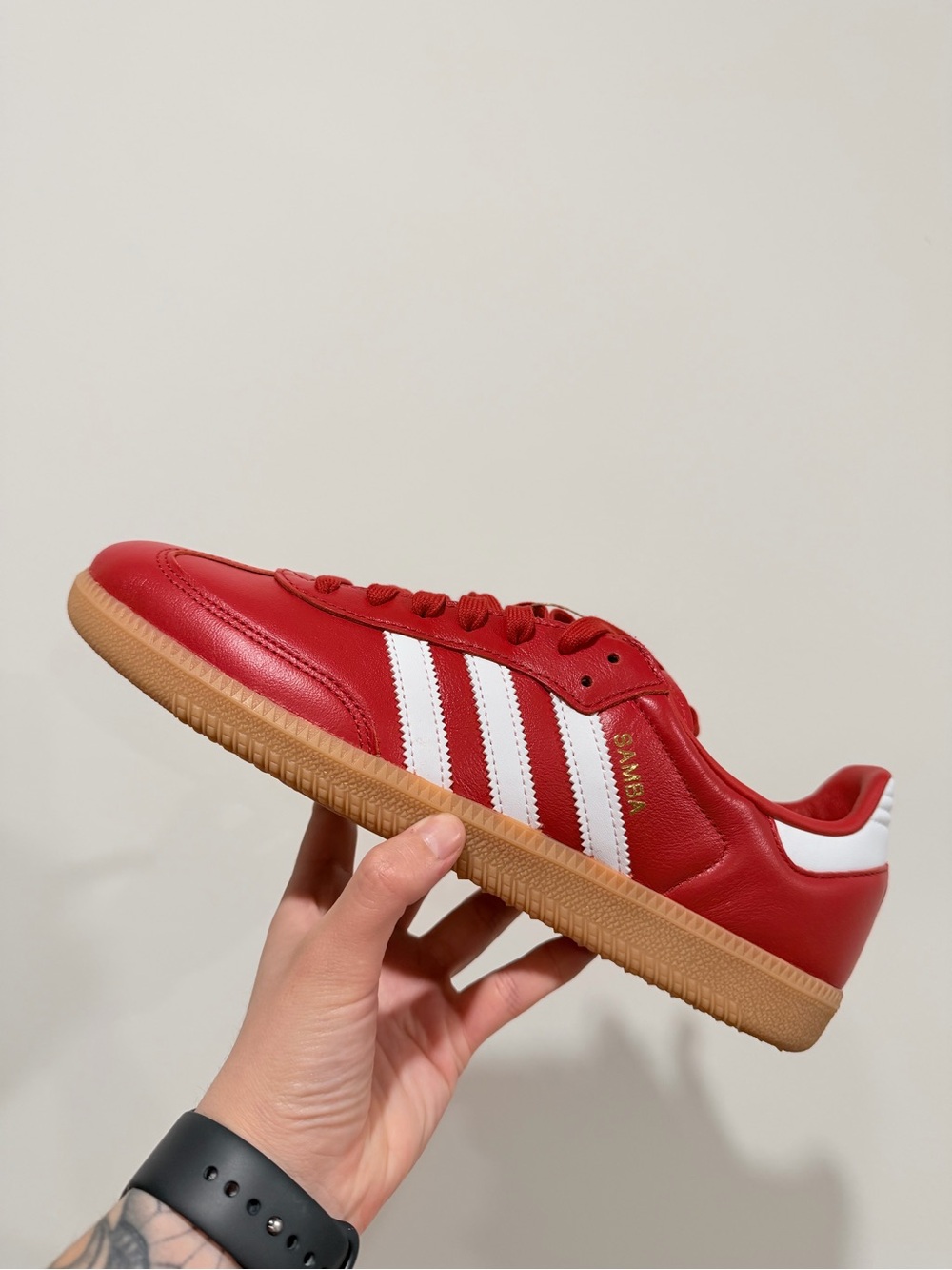 adidas Men’s Samba Sneaker - Red & White with Gum Sole Size 10.5